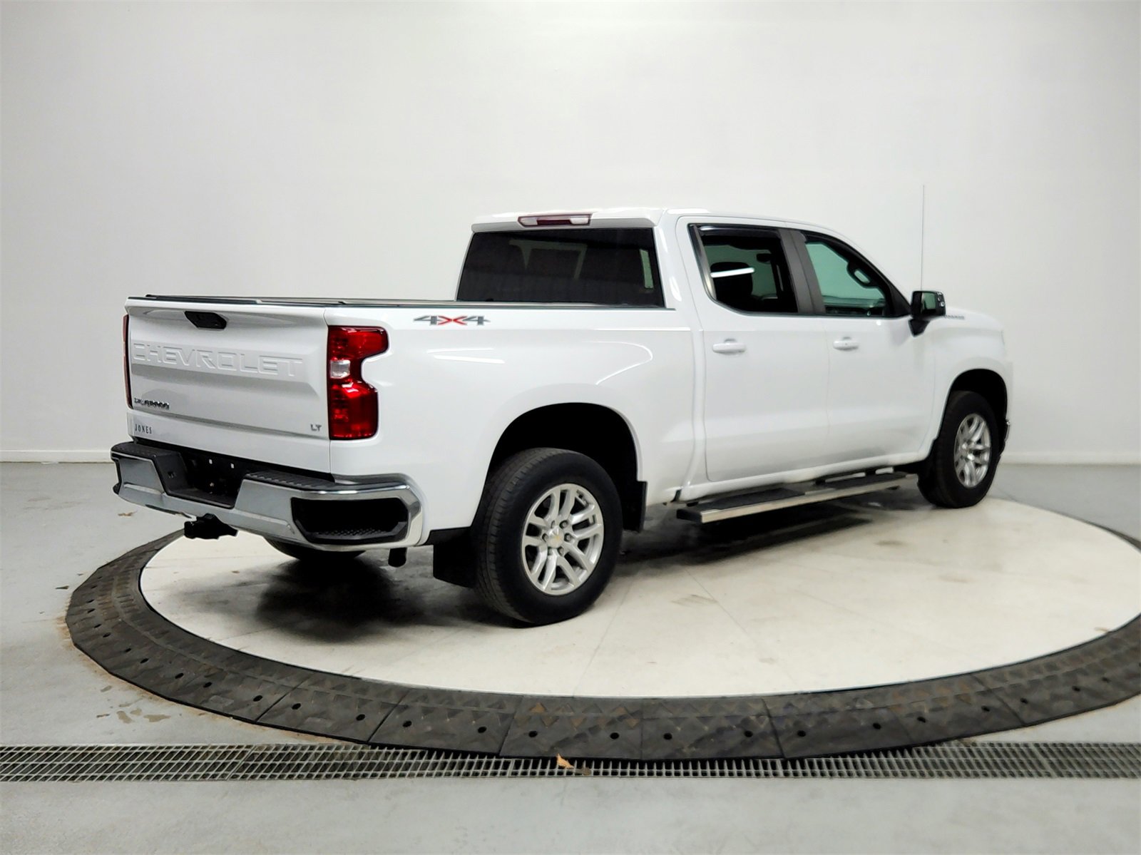 Used 2021 Chevrolet Silverado 1500 LT image 7