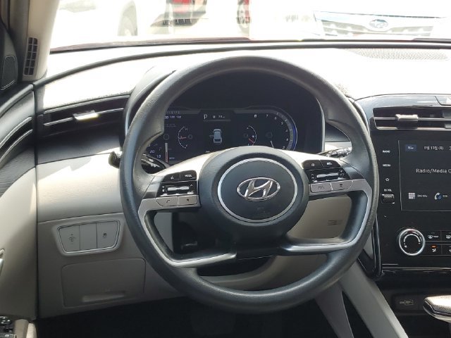 Used 2022 Hyundai Tucson SEL w/ Cargo Package AWD/4WD image 14