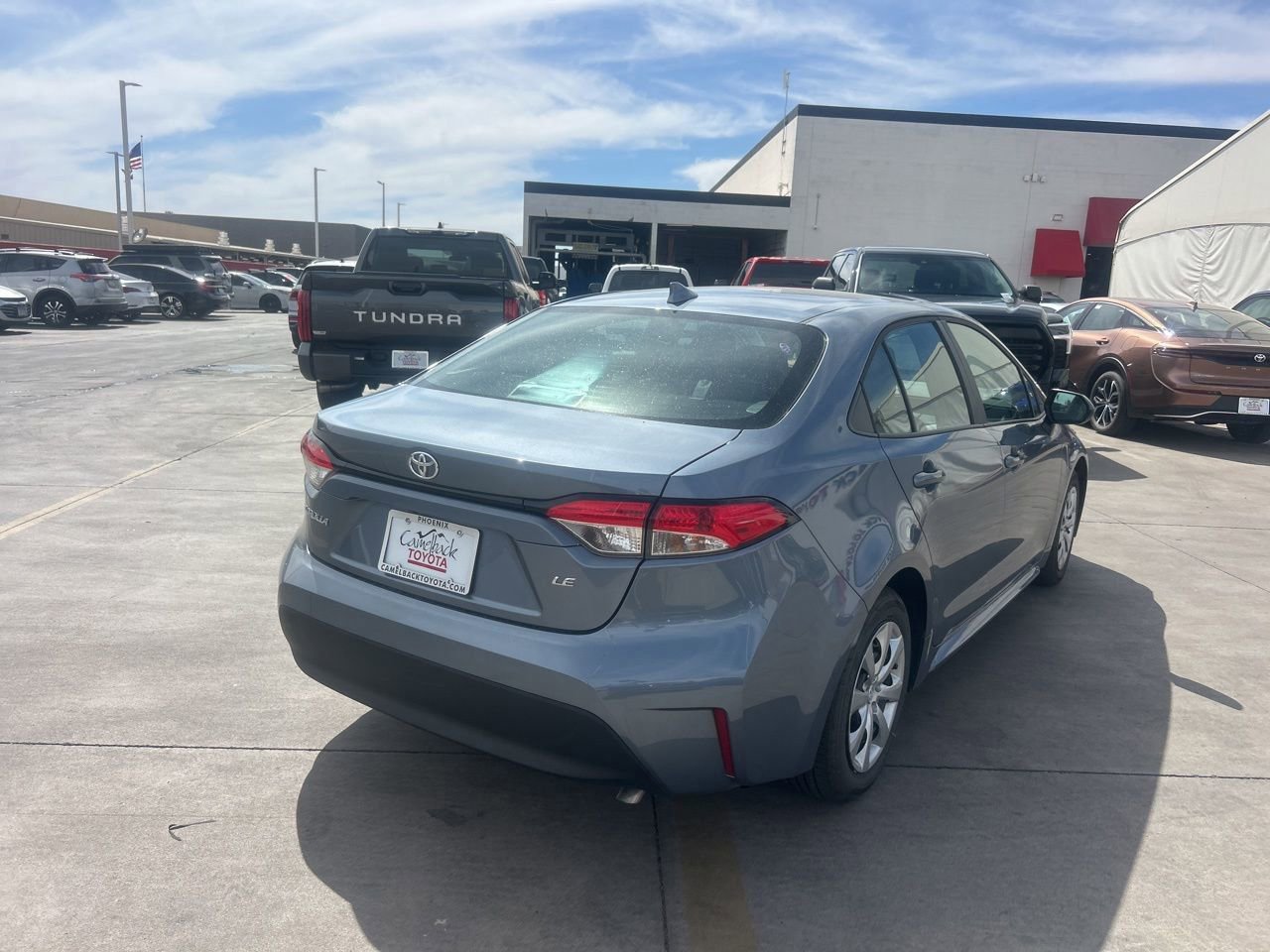 Used 2026 Toyota Corolla LE w/ Carpet Mat Package (TMS) FWD image 4