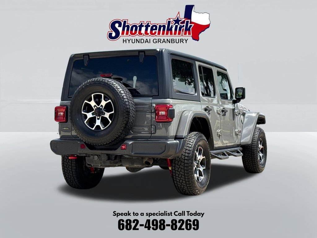 Used 2022 Jeep Wrangler Unlimited Rubicon w/ LED Lighting Group AWD/4WD image 6