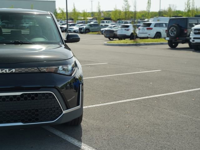 Used 2024 Kia Soul LX FWD image 36