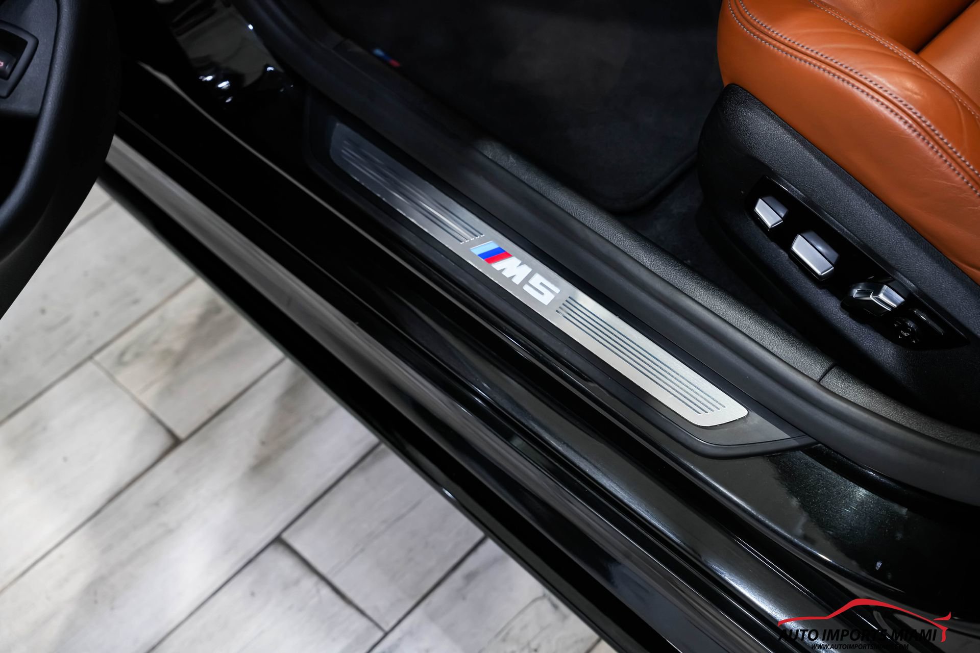 Used 2021 BMW M5 image 47