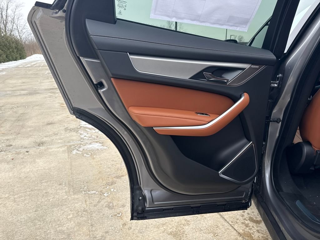 New 2026 Jaguar F-PACE R-Dynamic S image 13