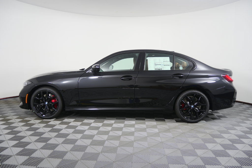 New 2026 BMW 330i Sedan RWD image 7