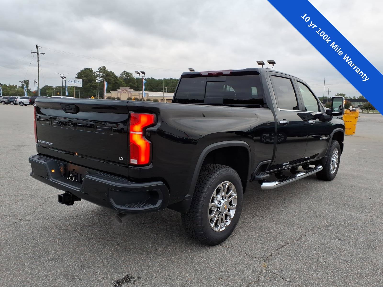 New 2026 Chevrolet Silverado 2500 LT w/ Z71 Chrome Sport Edition AWD/4WD image 5