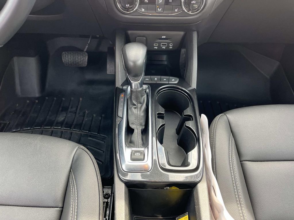 Used 2022 Chevrolet TrailBlazer ACTIV w/ Sun and Liftgate Package image 14