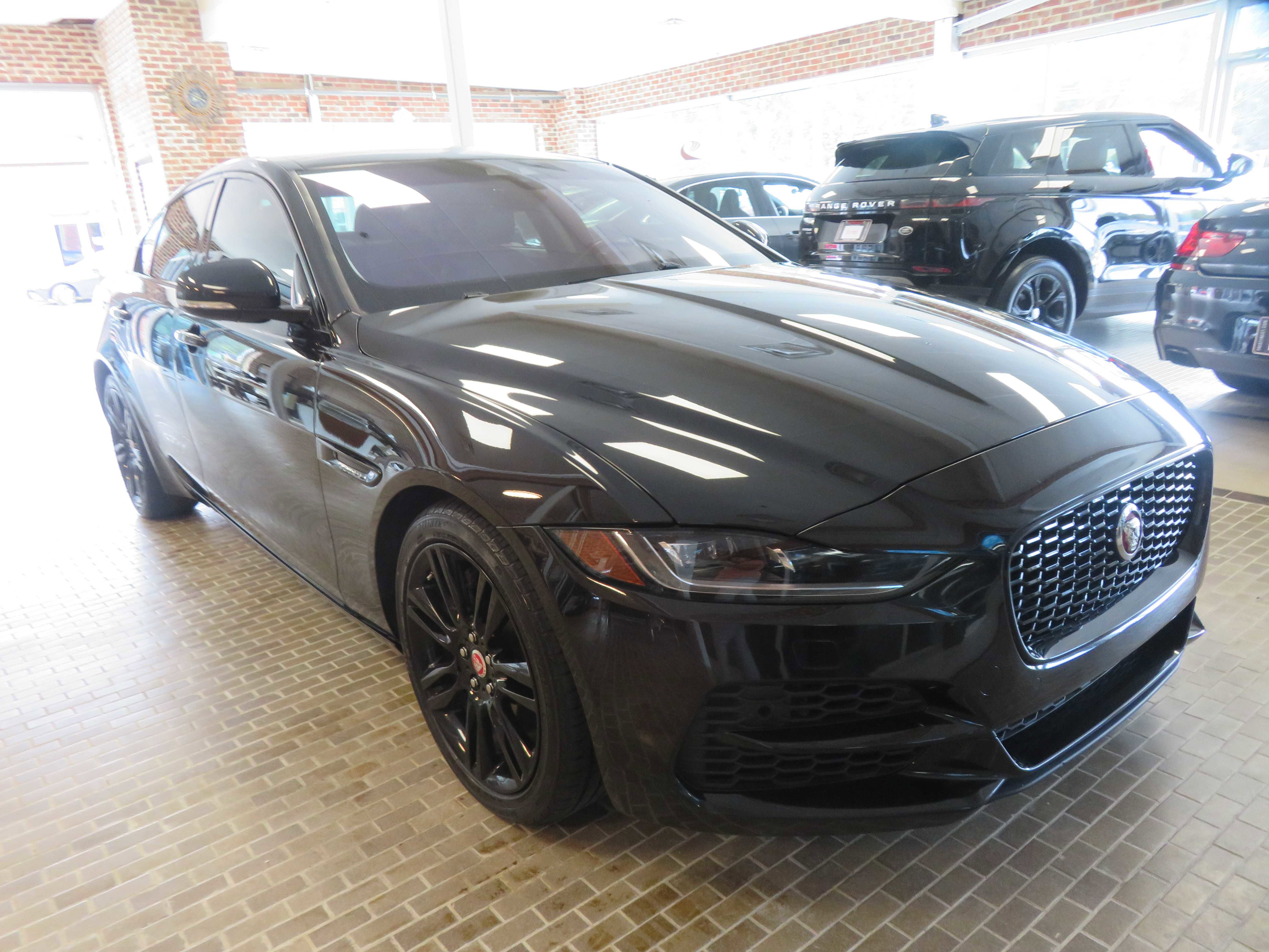 Used 2020 Jaguar XE S image 3