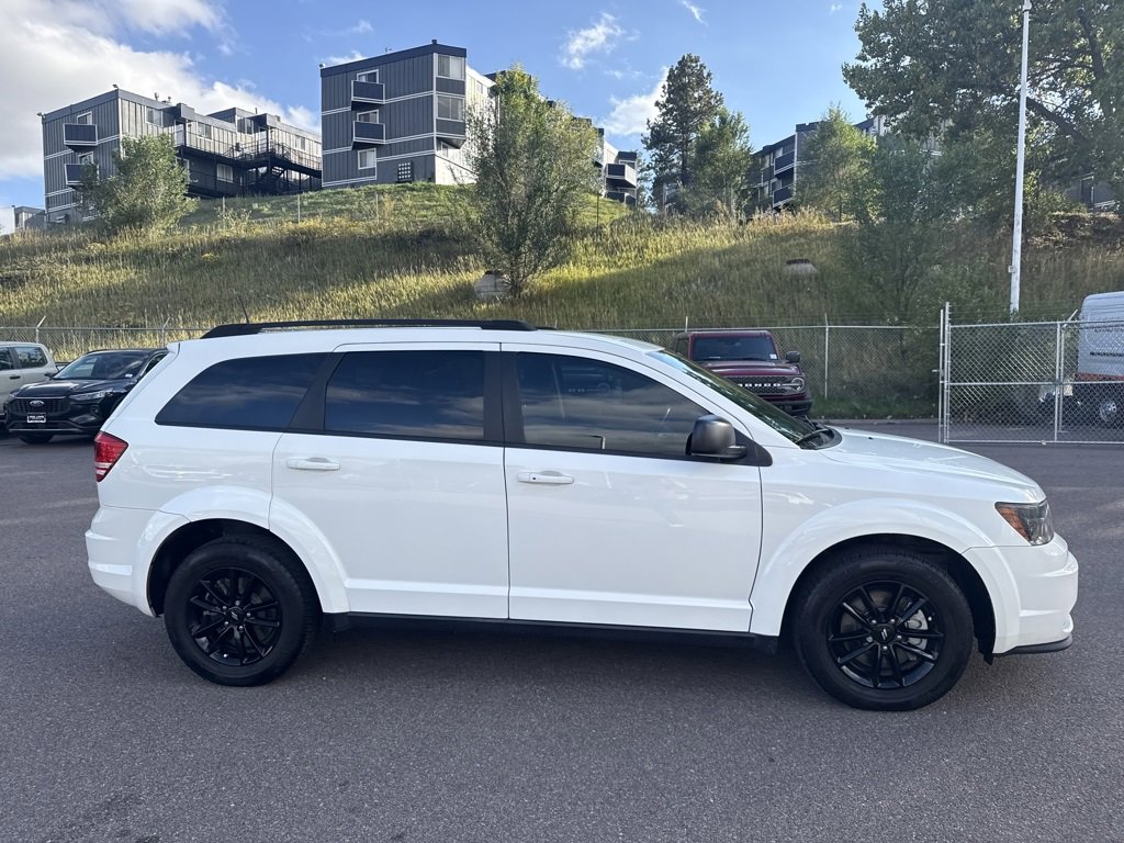 Used 2020 Dodge Journey SE w/ SE Popular Equipment Group image 4