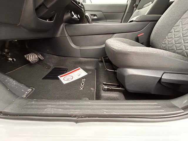New 2026 Nissan Kicks SV w/ SV Premium Package image 26