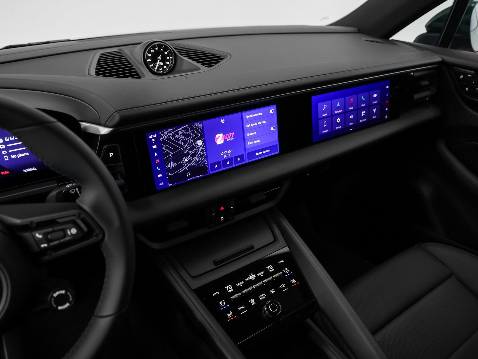 New 2025 Porsche Macan 4 Electric image 39