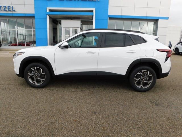 New 2026 Chevrolet Trax LT image 6