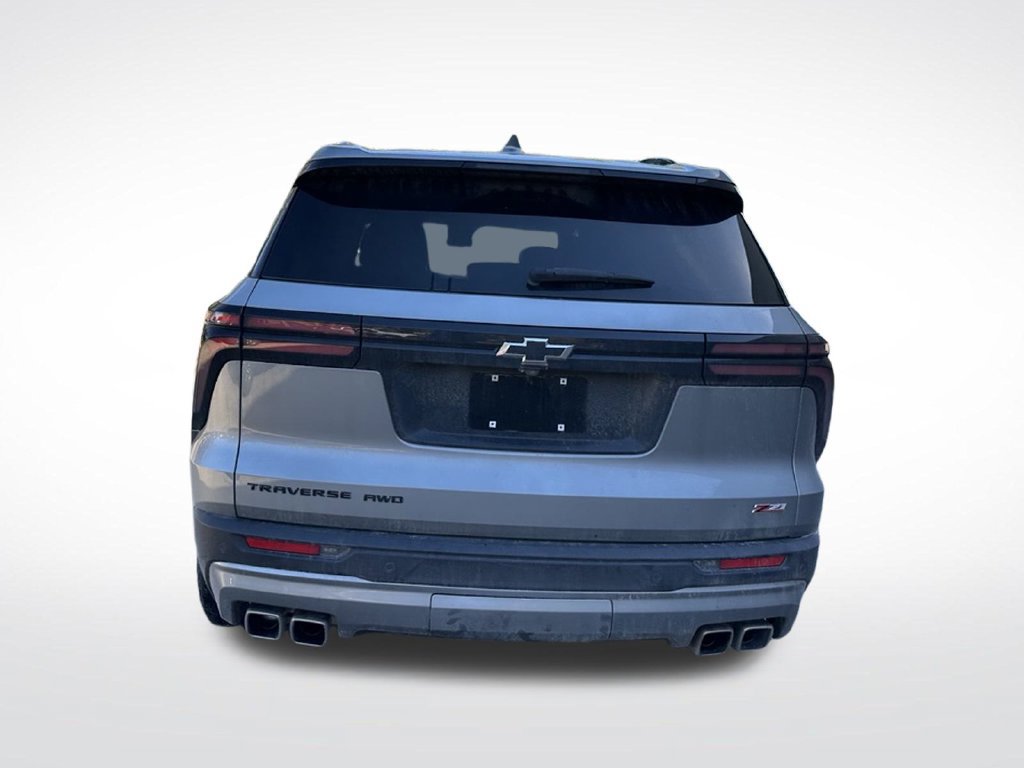 Used 2024 Chevrolet Traverse Z71 w/ LPO, Floor Liner Package AWD/4WD image 5