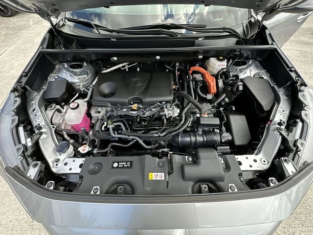Used 2024 Toyota RAV4 SE image 33