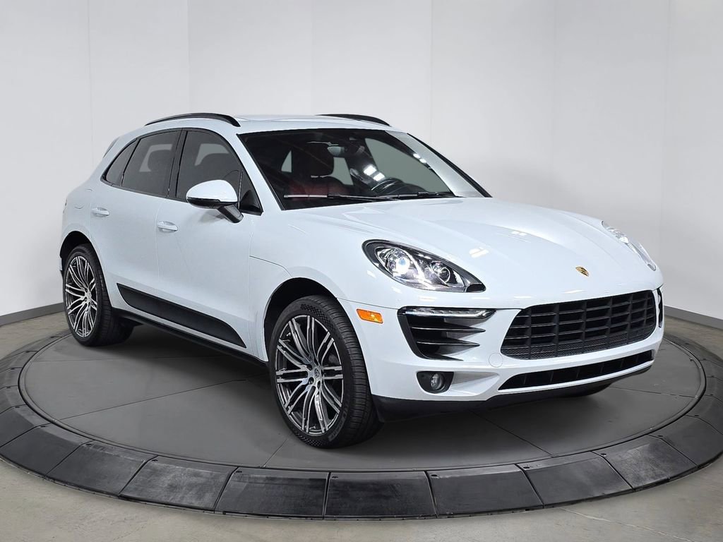 Used 2018 Porsche Macan AWD/4WD image 9