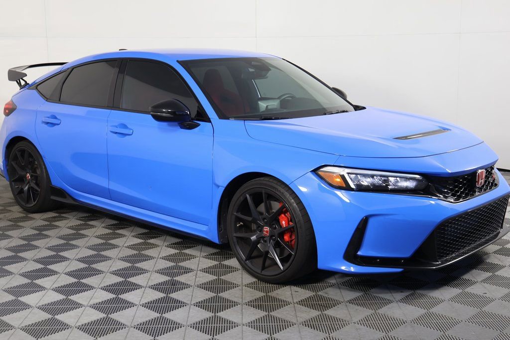 Used 2023 Honda Civic Type R image 3
