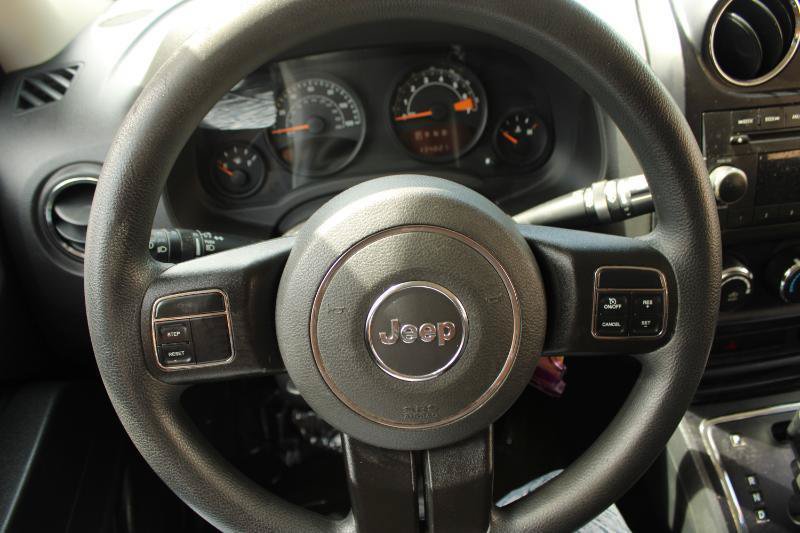 Used 2014 Jeep Patriot Sport FWD image 8