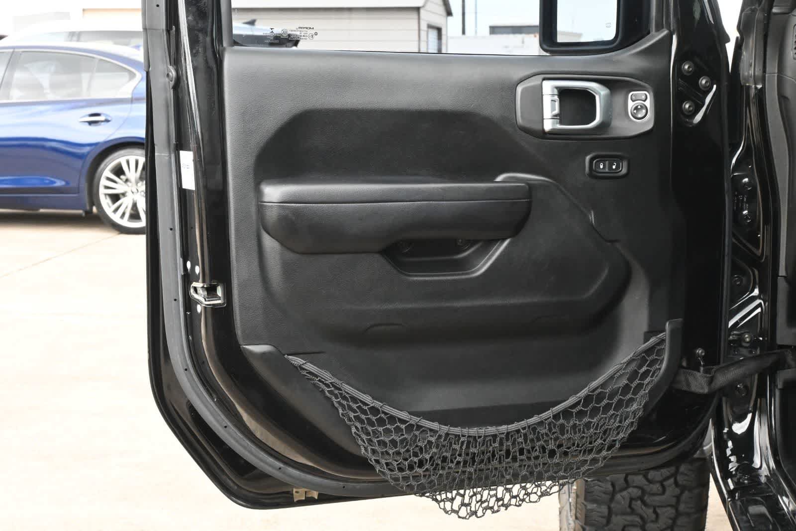 Used 2019 Jeep Wrangler Unlimited Sport S AWD/4WD image 18