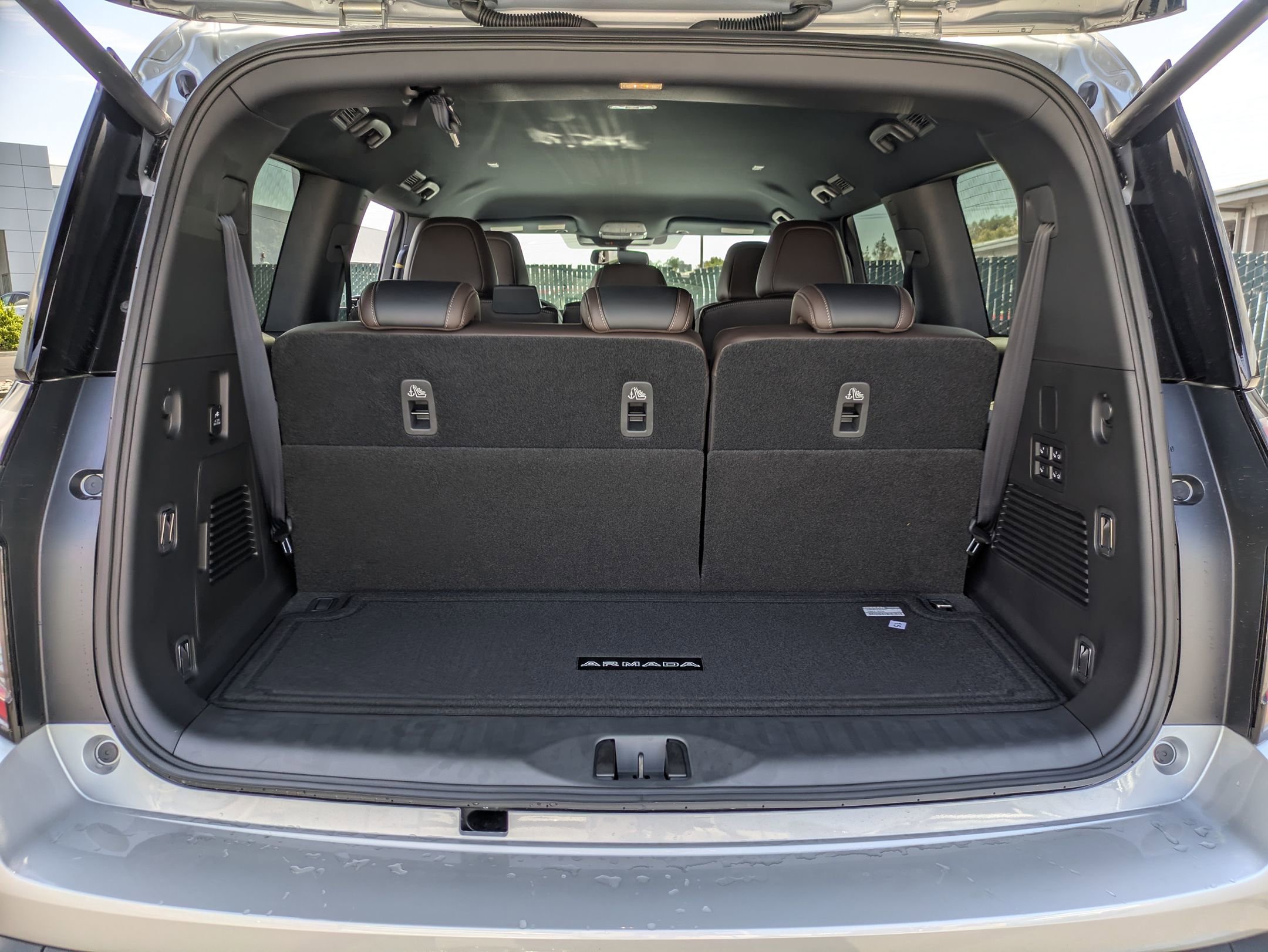 New 2026 Nissan Armada SL image 33