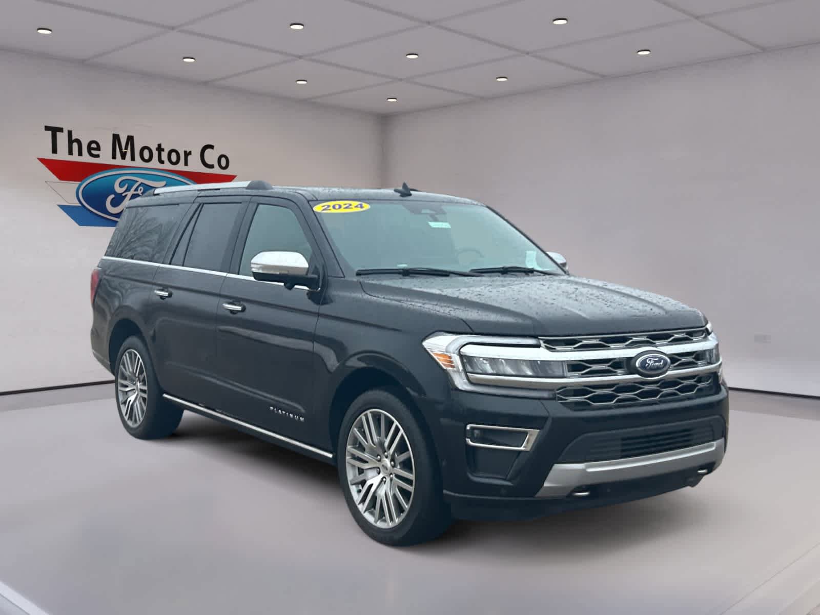 Used 2024 Ford Expedition Max Platinum AWD/4WD image 3