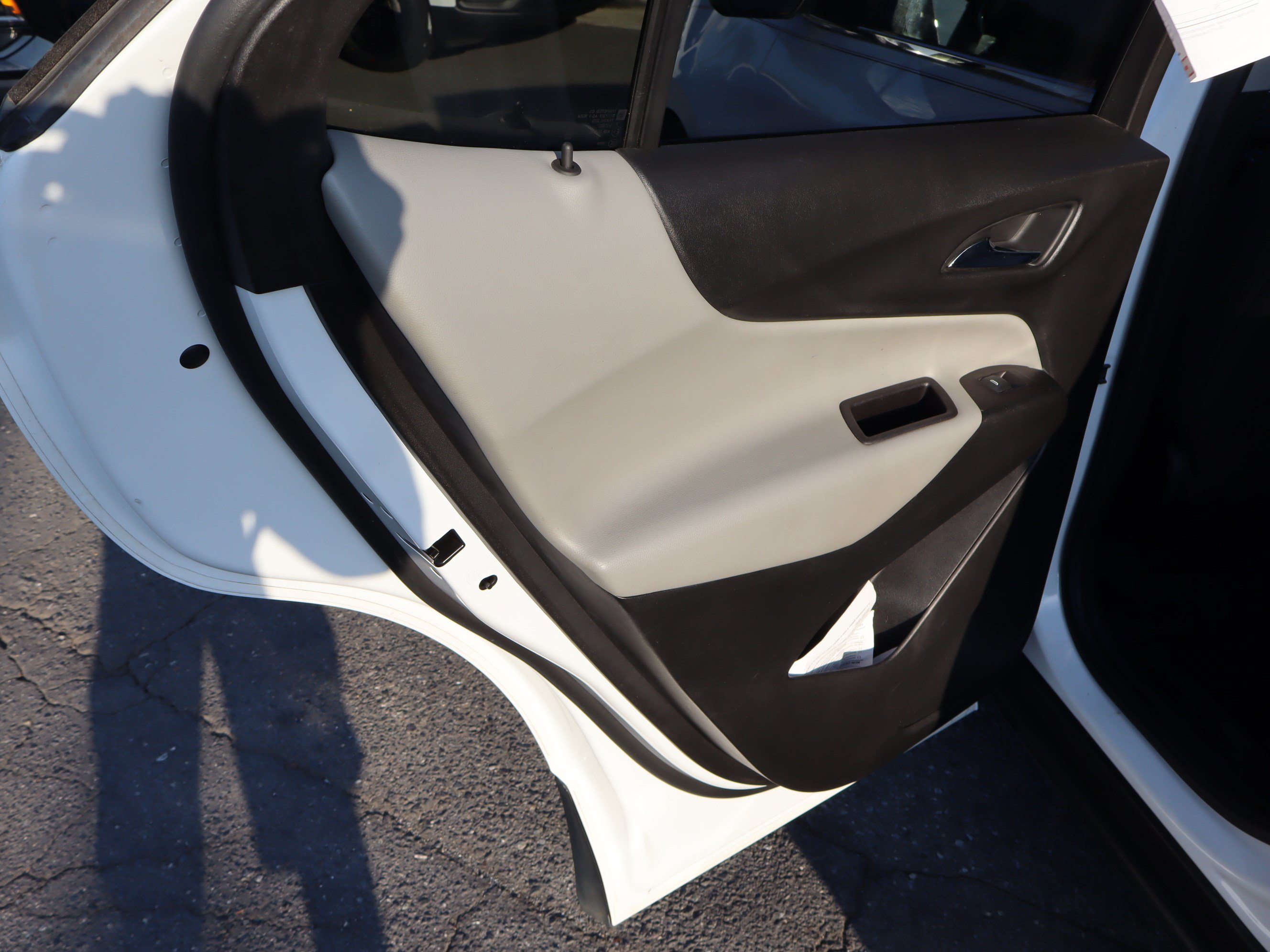 Used 2020 Chevrolet Equinox LT FWD image 30