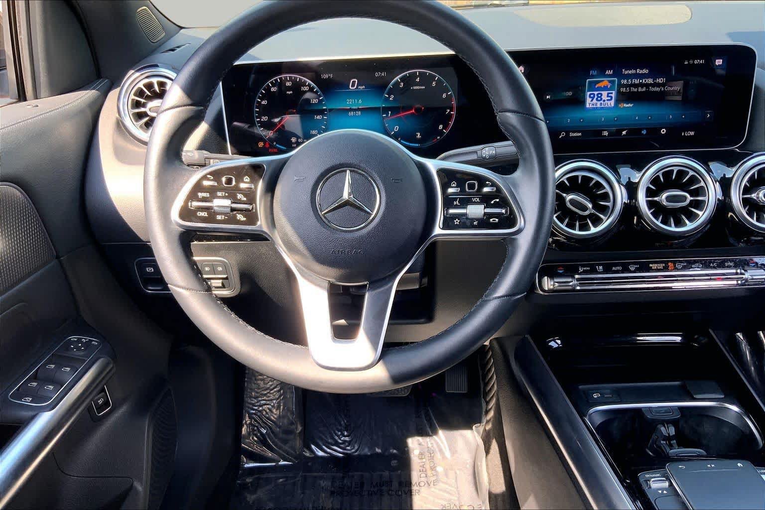 Used 2021 Mercedes-Benz GLA 250 4MATIC image 6