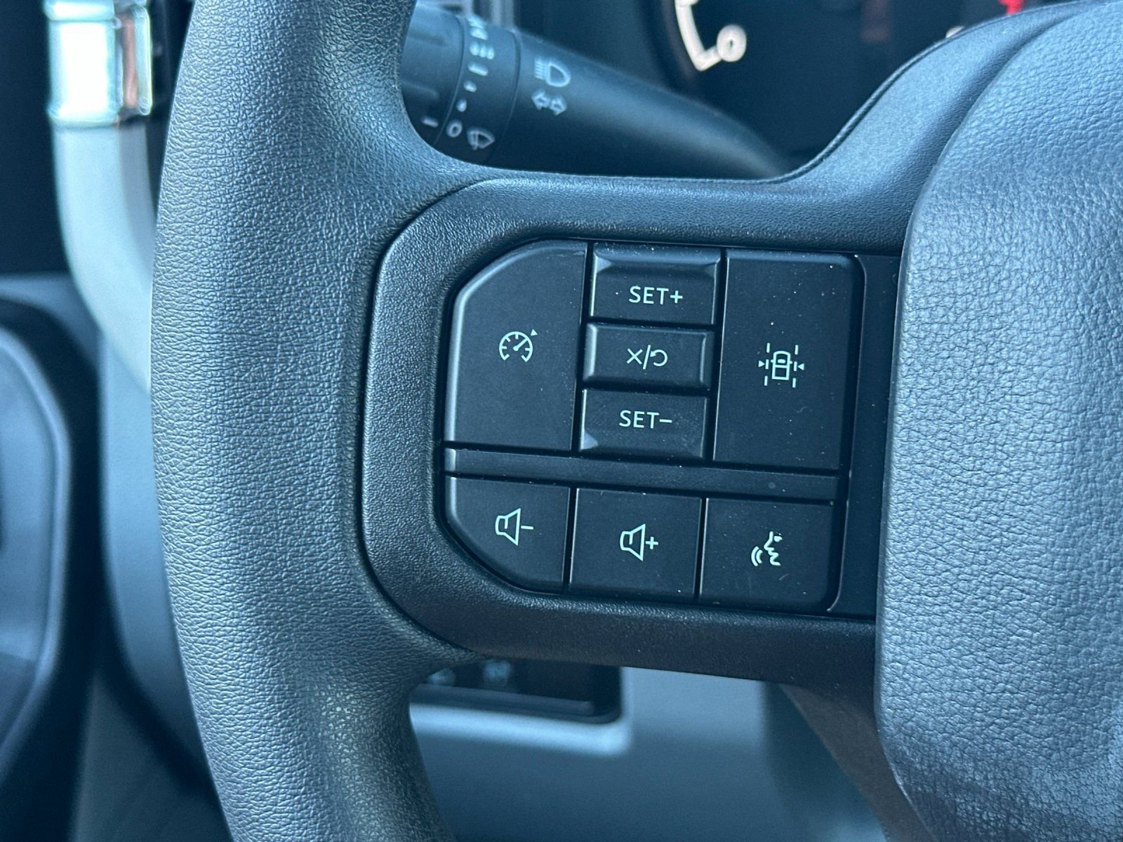 Used 2024 Ford F550 2WD Regular Cab Super Duty w/ XL Chrome Package image 24