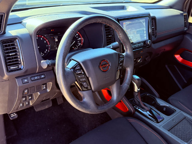 Used 2023 Nissan Frontier PRO-4X w/ Pro Convenience Package AWD/4WD image 28