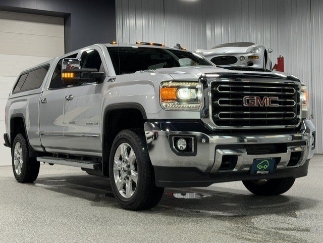 Certified 2018 GMC Sierra 2500 SLT w/ Duramax Plus Package AWD/4WD image 5