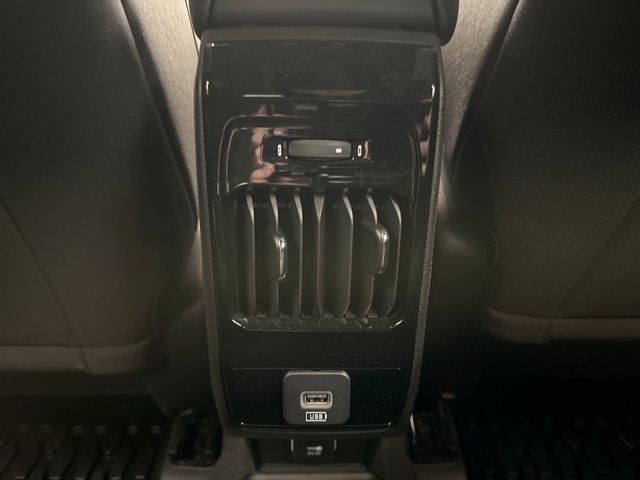 Used 2023 Jeep Compass Sport image 18