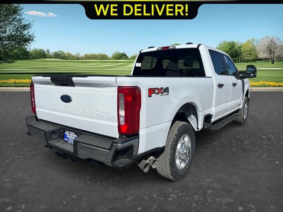 Used 2026 Ford F350 XLT w/ FX4 Off-Road Package AWD/4WD image 4