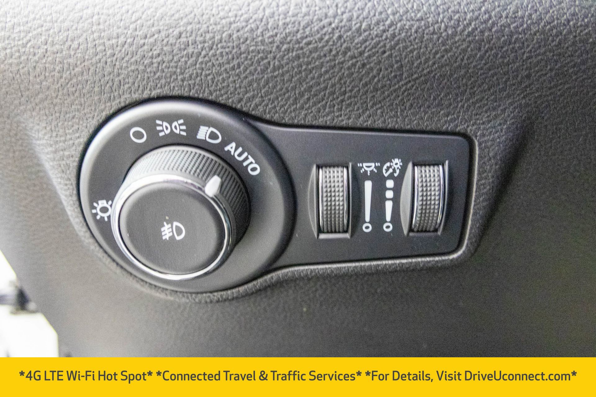 Used 2024 Jeep Compass Limited w/ High Altitude Package image 23