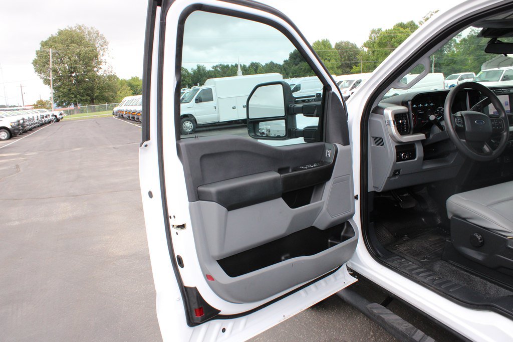 Used 2024 Ford F350 XL w/ XL Chrome Package RWD image 18