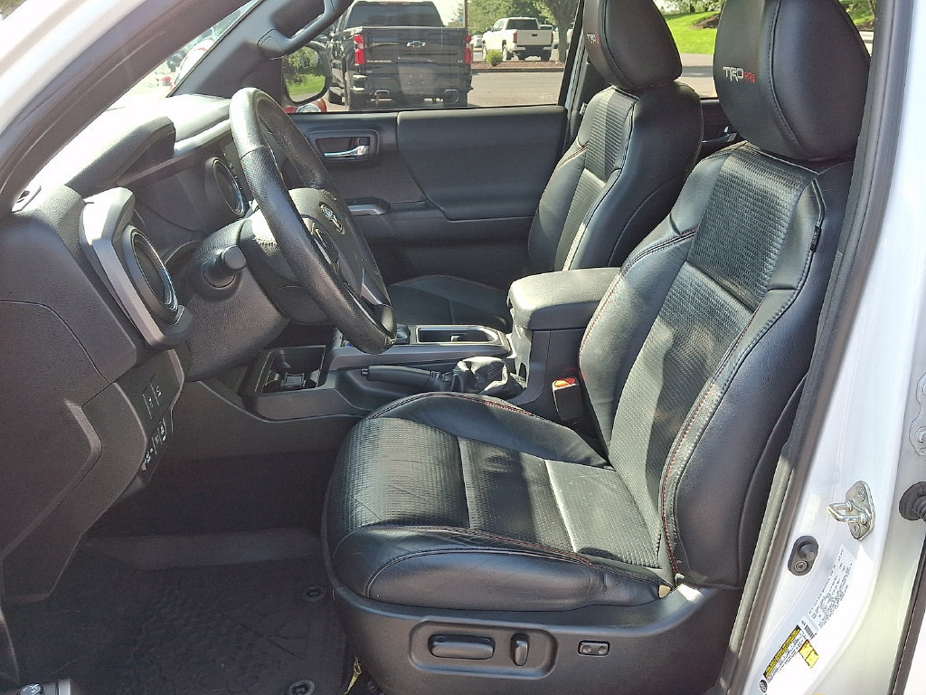 Used 2020 Toyota Tacoma TRD Pro AWD/4WD image 15