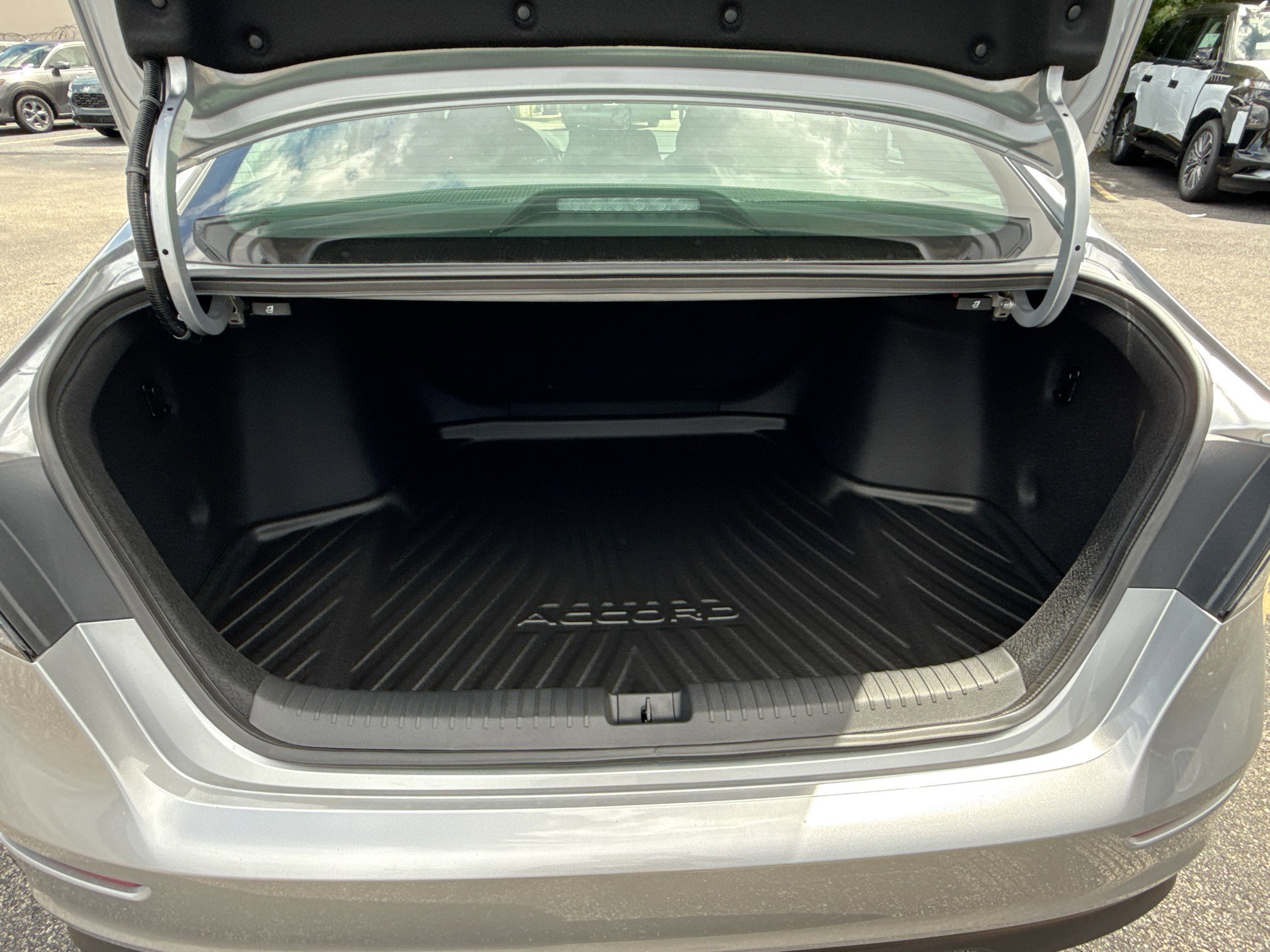 New 2025 Honda Accord SE image 21