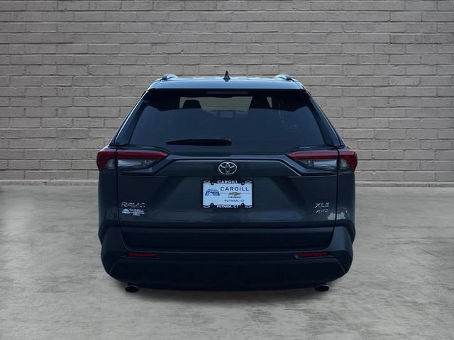Used 2025 Toyota RAV4 XLE AWD/4WD image 6