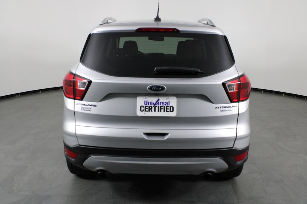 Used 2019 Ford Escape Titanium image 8