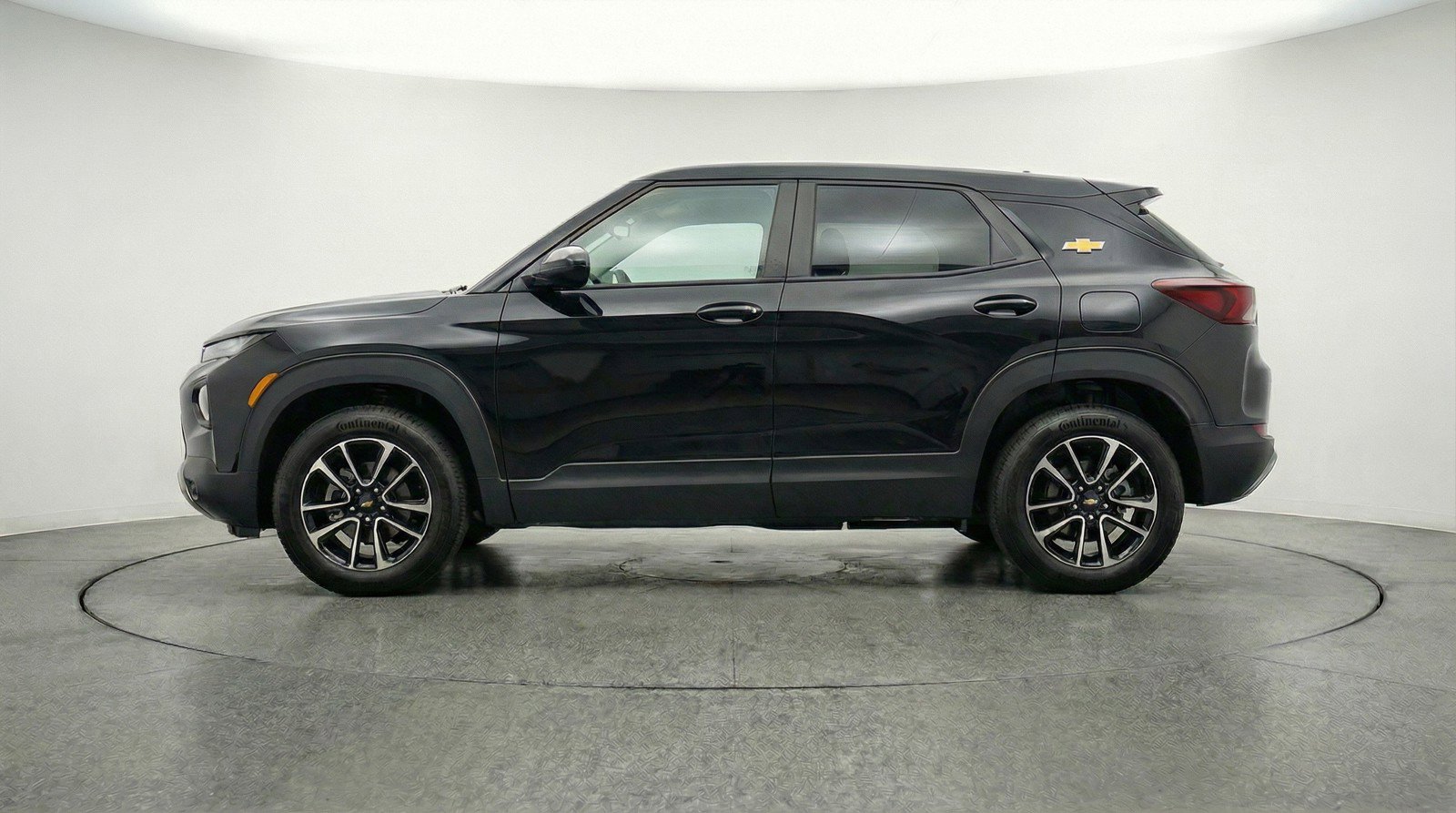 Used 2025 Chevrolet TrailBlazer LT FWD image 5