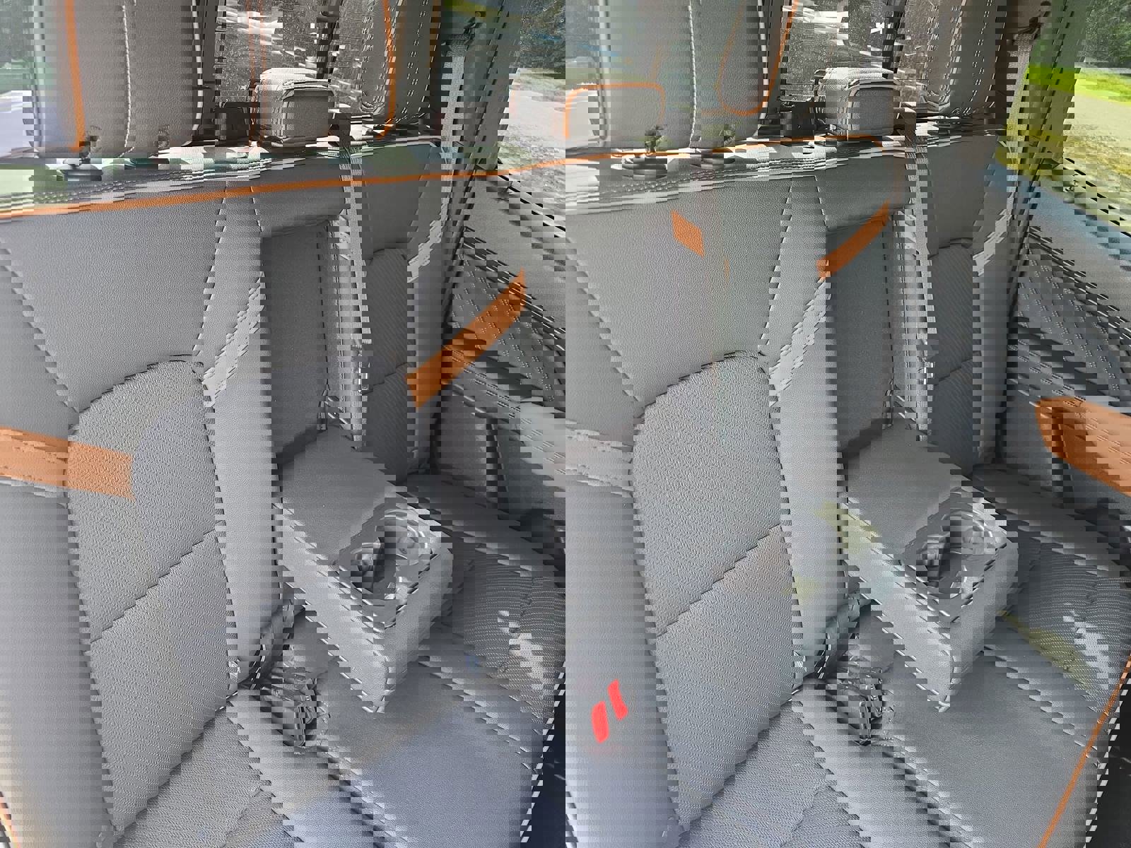 Used 2025 GMC Canyon AT4 w/ Nightfall Edition image 11