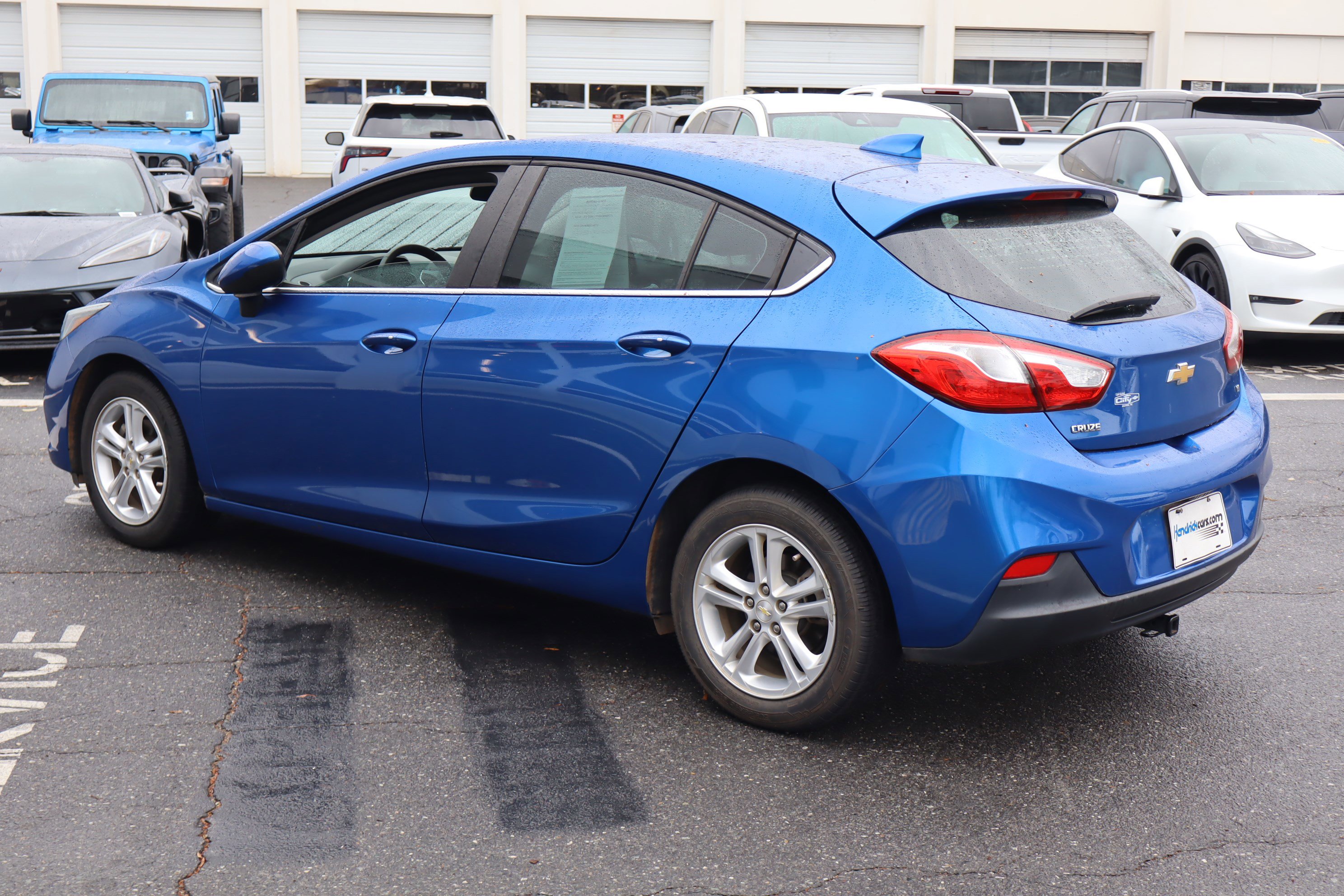 Used 2018 Chevrolet Cruze LT w/ Convenience Package image 8