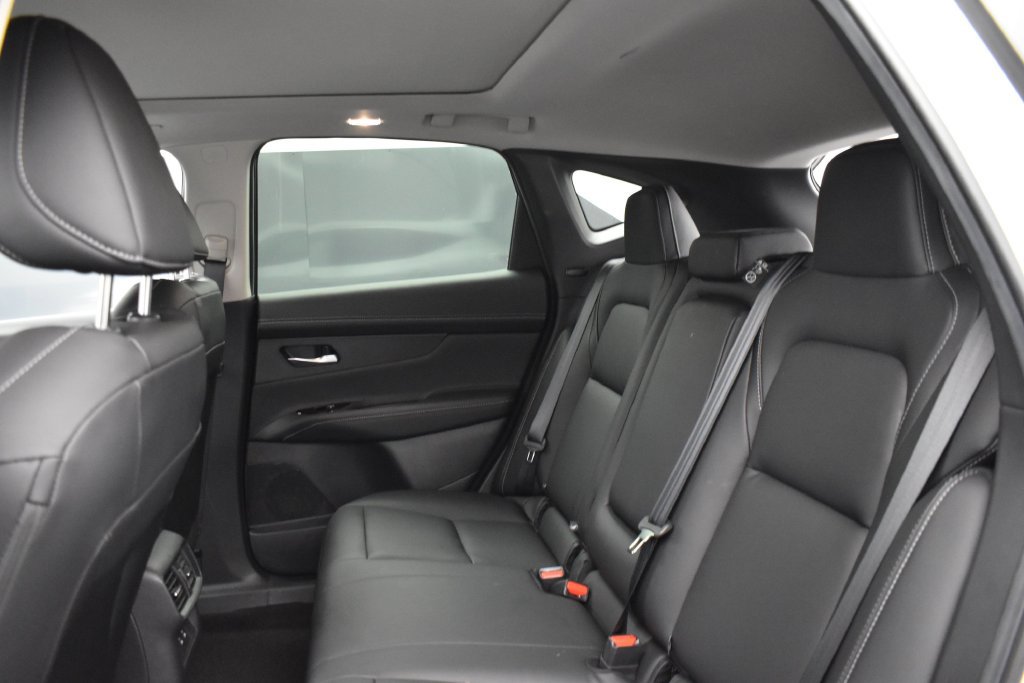 Used 2025 Nissan Murano SL w/ Cargo Package AWD/4WD image 9
