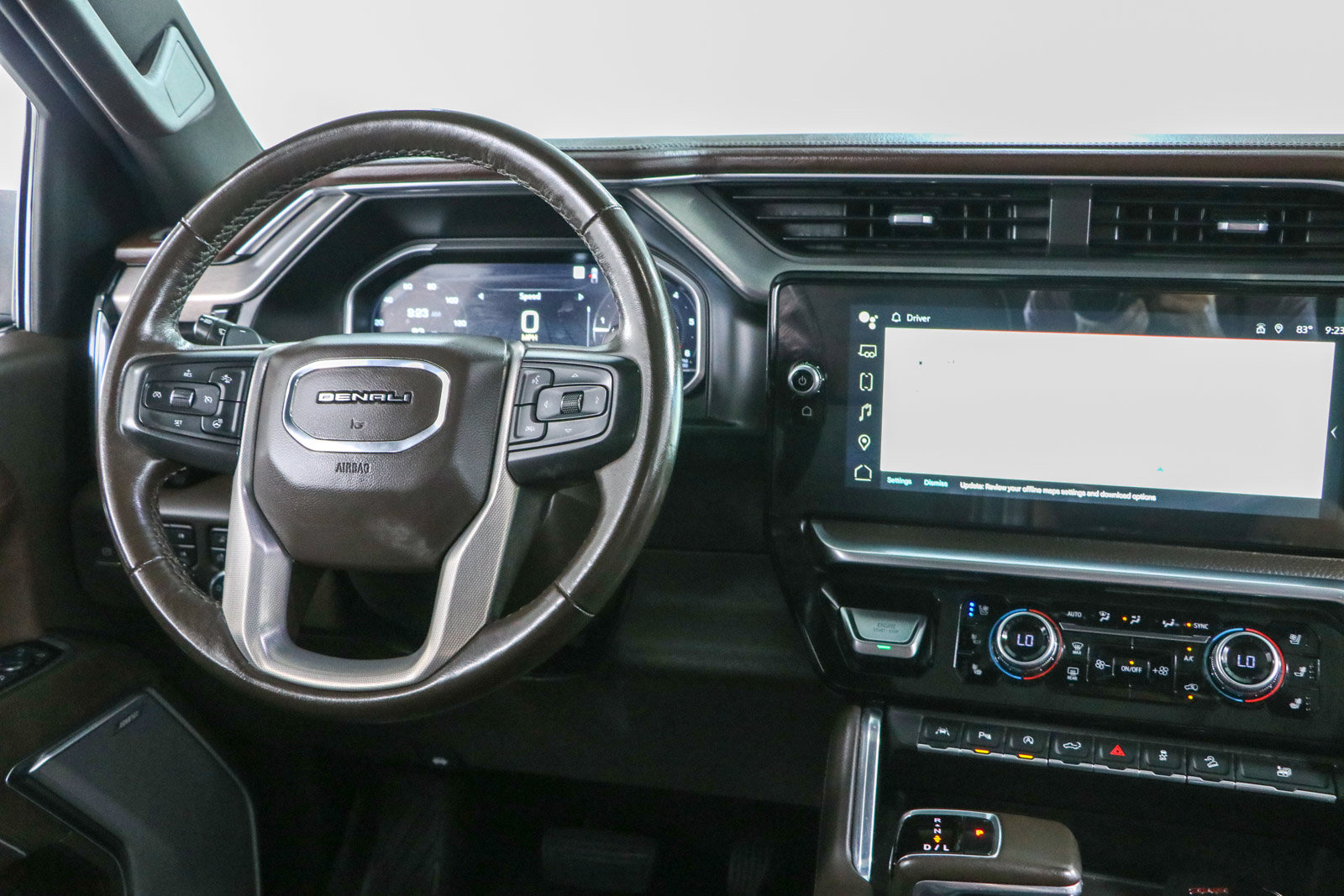 Used 2022 GMC Sierra 1500 Denali w/ Denali Reserve Package AWD/4WD image 18