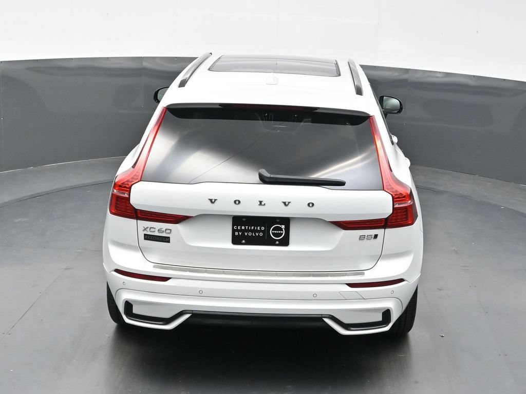 Used 2024 Volvo XC60 B5 Core w/ Protection Package Premier AWD/4WD image 32