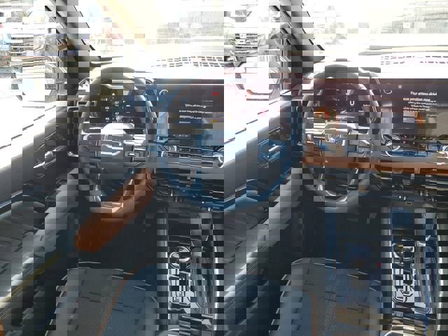 New 2026 GMC Canyon AT4 image 13