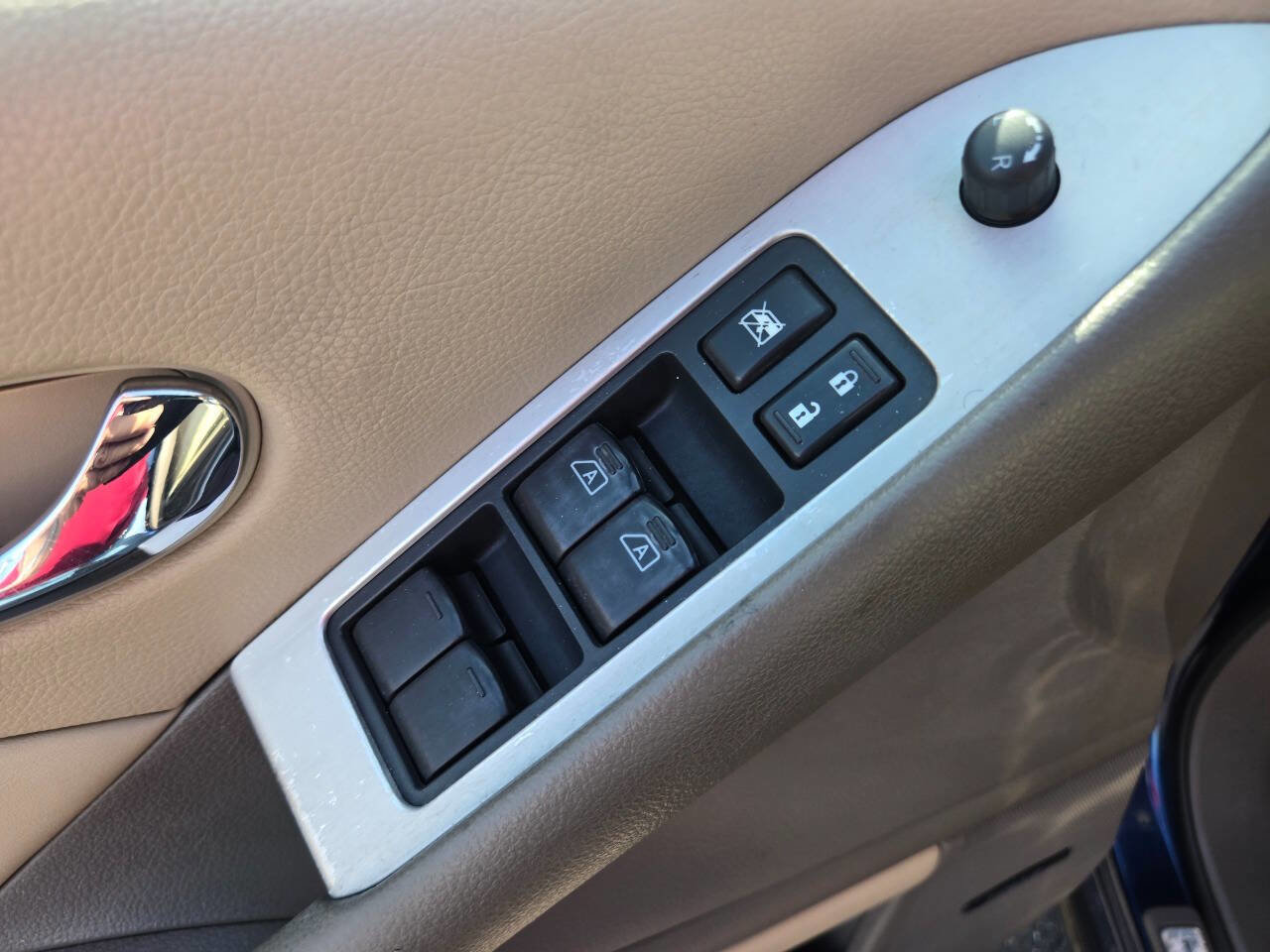 Used 2009 Nissan Murano SL w/ Technology Pkg image 15