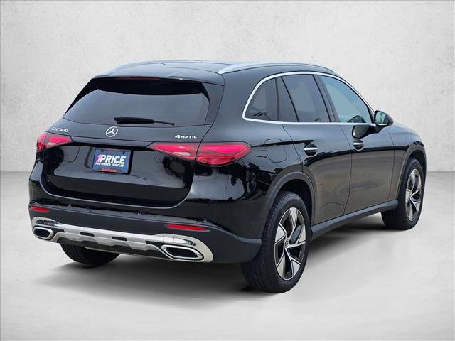 Used 2024 Mercedes-Benz GLC 300 4MATIC image 5