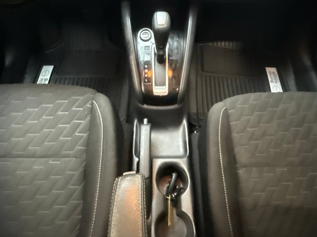 Used 2021 Nissan Kicks S FWD image 17