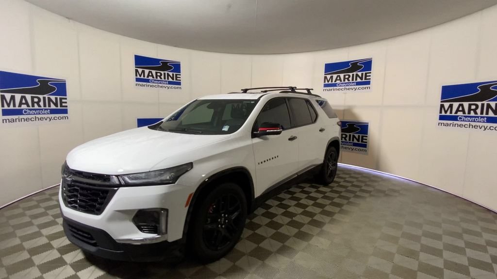 Used 2023 Chevrolet Traverse Premier w/ Redline Edition FWD image 6
