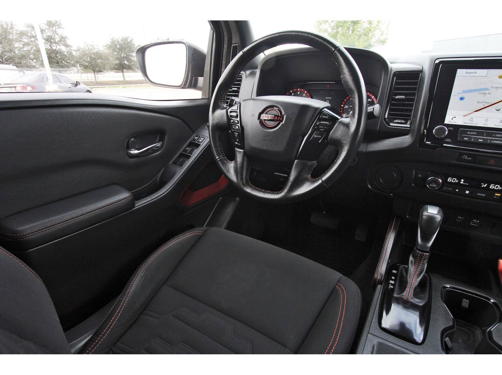 Used 2023 Nissan Frontier Pro-X w/ Tow Package image 11