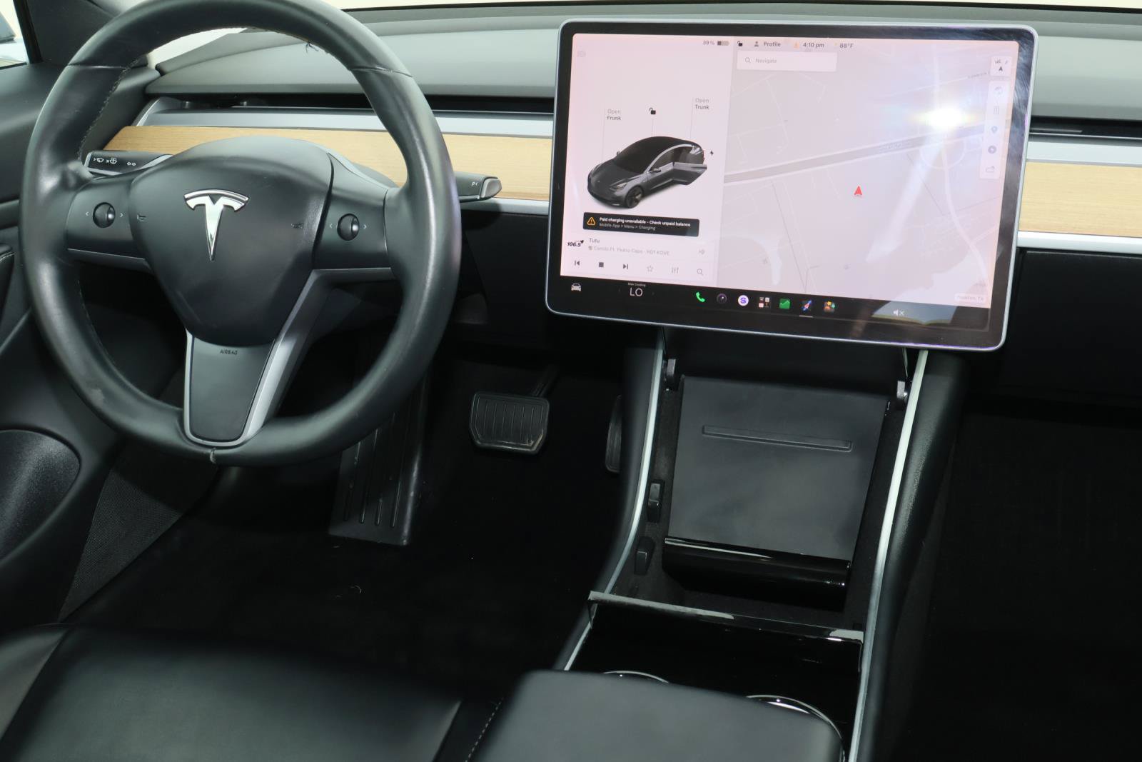 Used 2018 Tesla Model 3 Long Range RWD image 9