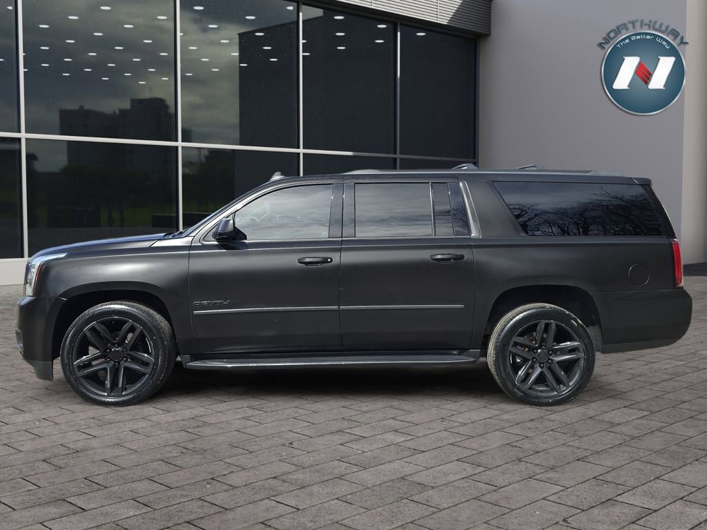 Used 2020 GMC Yukon XL Denali image 2